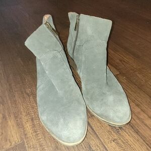 Lucky Brand olive suede booties. Women's 9.5